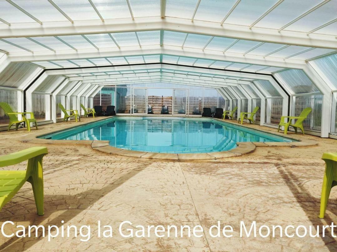 Camping La Garenne De Moncourt Rue  Exterior foto